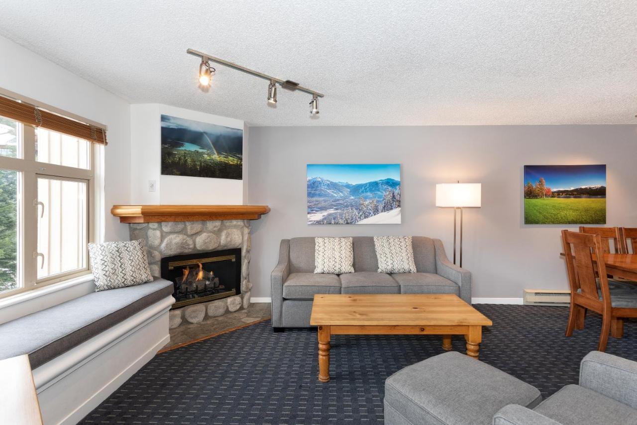 Lake Placid Lodge By Whiski Jack Whistler Exteriör bild