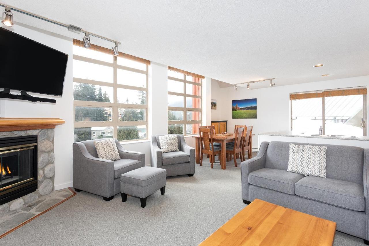 Lake Placid Lodge By Whiski Jack Whistler Exteriör bild