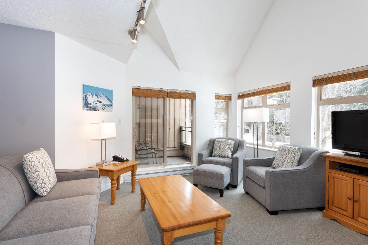 Lake Placid Lodge By Whiski Jack Whistler Exteriör bild