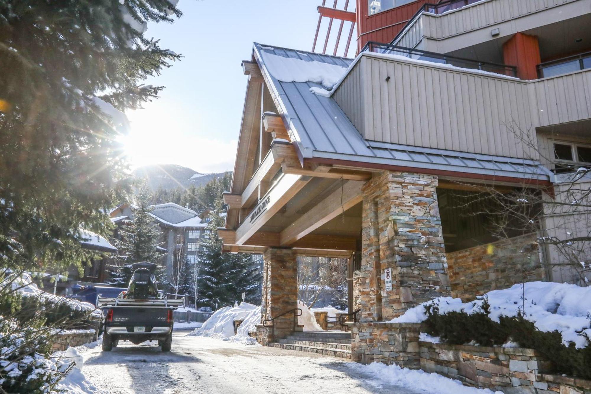 Lake Placid Lodge By Whiski Jack Whistler Exteriör bild